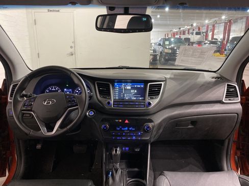 Used 2017 Hyundai Tucson SE Plus w/ Cargo Package image 11