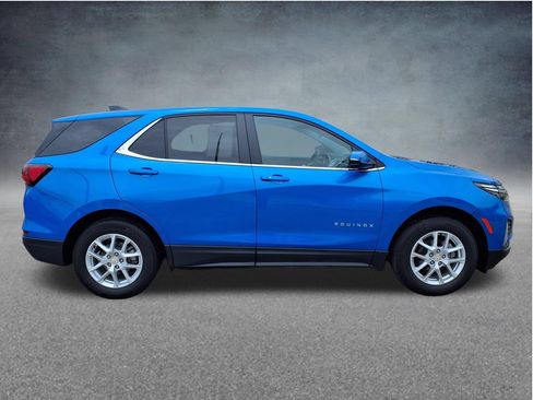 Used 2024 Chevrolet Equinox LT FWD image 6