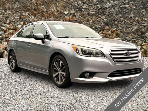 Used 2015 Subaru Legacy 3.6R Limited AWD/4WD image 9