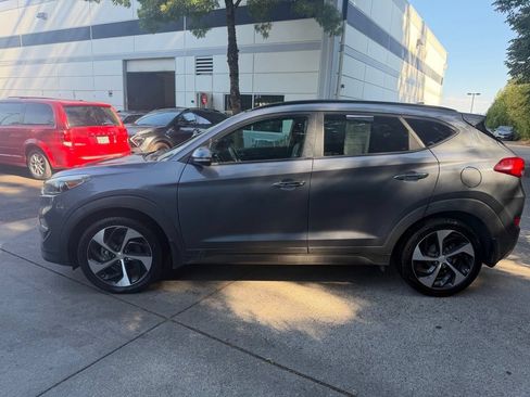 Used 2016 Hyundai Tucson Limited w/ Option Group 03 AWD/4WD image 7