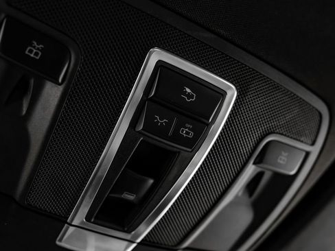 Used 2018 Mercedes-Benz GLS 550 4MATIC image 39