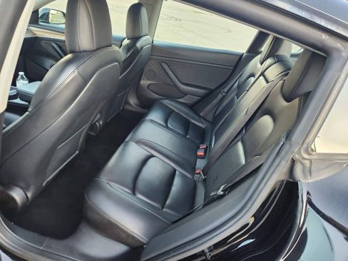 Used 2022 Tesla Model 3 RWD image 13