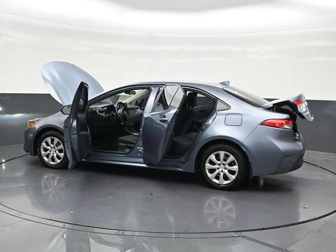 Used 2024 Toyota Corolla LE FWD image 33