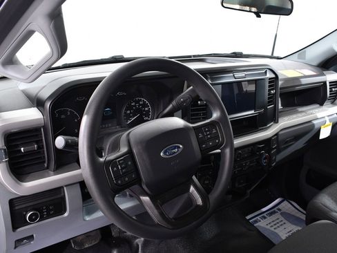 New 2025 Ford F550 4x4 Regular Cab Super Duty image 11