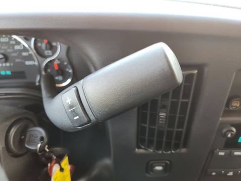 New 2026 Chevrolet Express 3500 RWD image 21