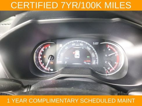 Used 2024 Toyota RAV4 XLE AWD/4WD image 25