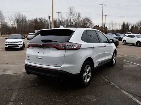 Used 2016 Ford Edge SE image 6