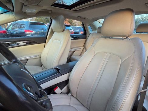 Used 2016 Lincoln MKZ AWD w/ Technology Package image 27