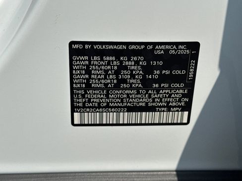 New 2025 Volkswagen Atlas Peak Edition SE image 24