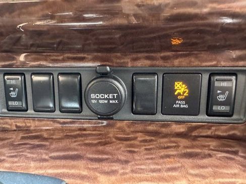 Used 2017 Nissan Armada SV w/ Driver Package AWD/4WD image 12