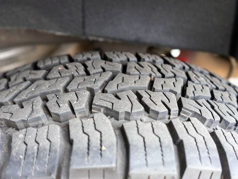 Used 2024 GMC Sierra 3500 Denali w/ Technology Package image 39