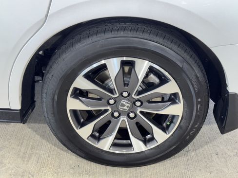 Used 2024 Honda Odyssey EX-L image 38