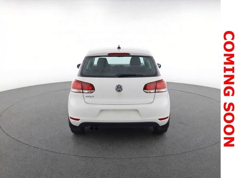 Used 2012 Volkswagen Golf 4-Door image 9