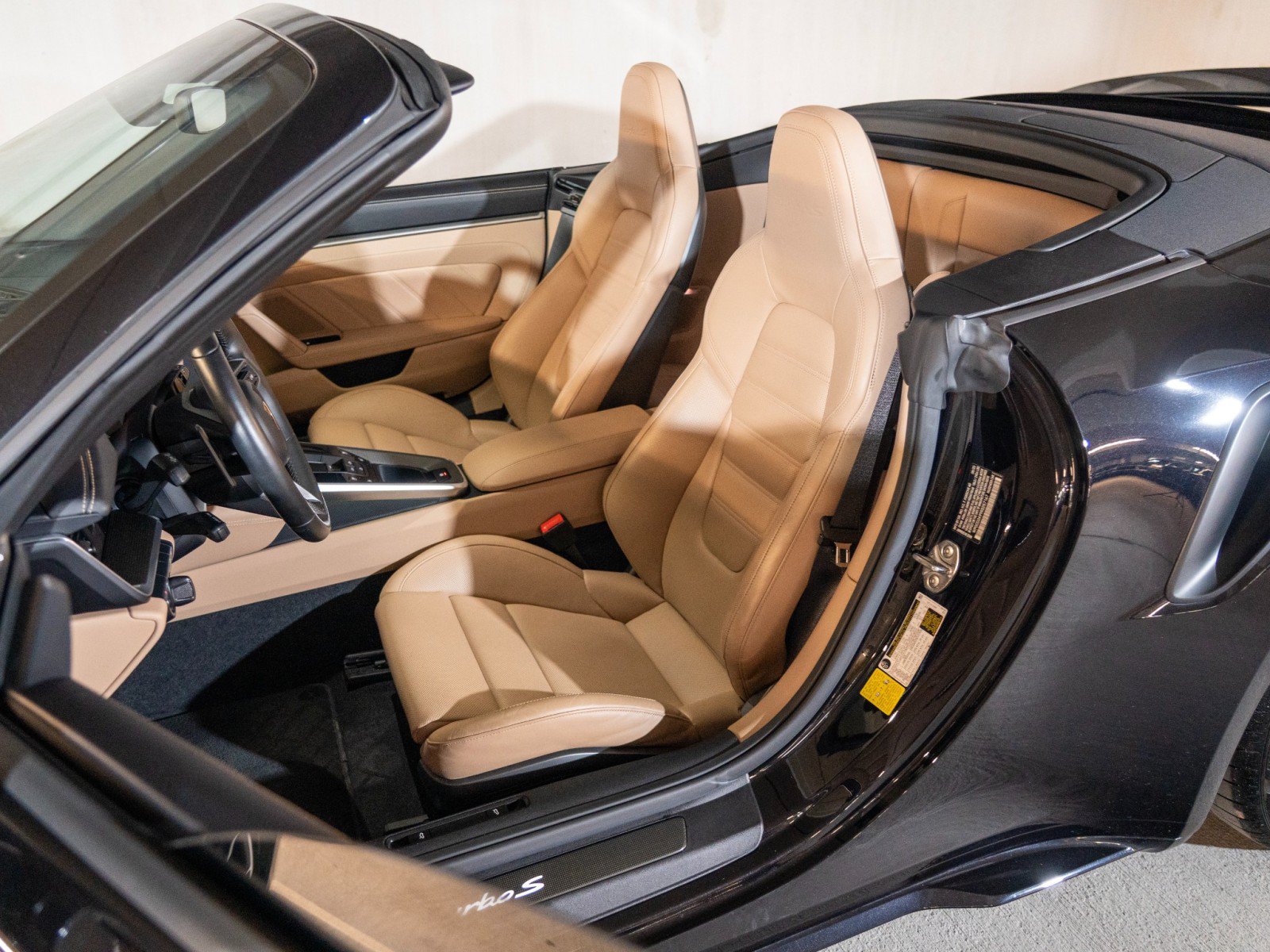 Certified 2024 Porsche 911 Turbo S AWD/4WD image 24