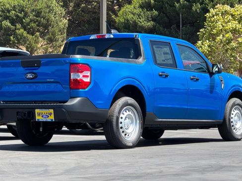 New 2025 Ford Maverick XL image 29