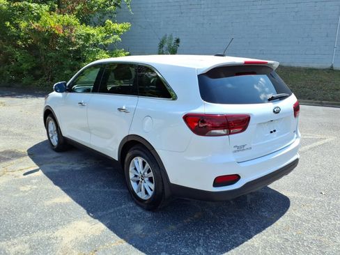 Used 2020 Kia Sorento L FWD image 6