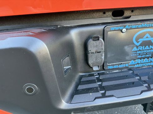 Used 2025 Nissan Frontier Pro-X w/ Pro Convenience Package RWD image 60