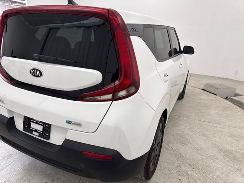 Used 2020 Kia Soul EX FWD image 21