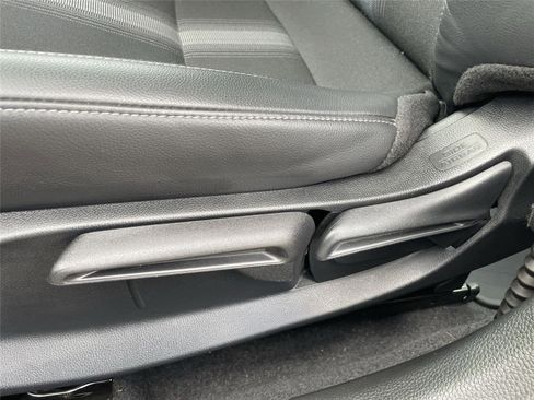 Used 2022 Honda Civic Sport image 13