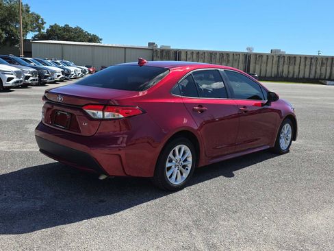 Used 2022 Toyota Corolla LE w/ LE Convenience Package image 7