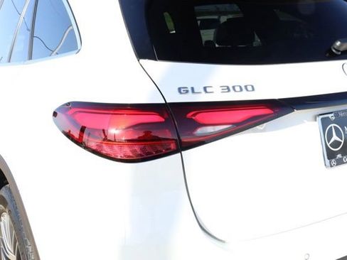 New 2026 Mercedes-Benz GLC 300 GLC 300 image 11