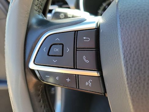 Used 2020 Toyota Highlander XLE AWD/4WD image 28