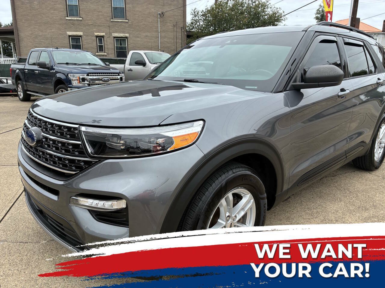 Used 2021 Ford Explorer XLT w/ Equipment Group 202A AWD/4WD image 1