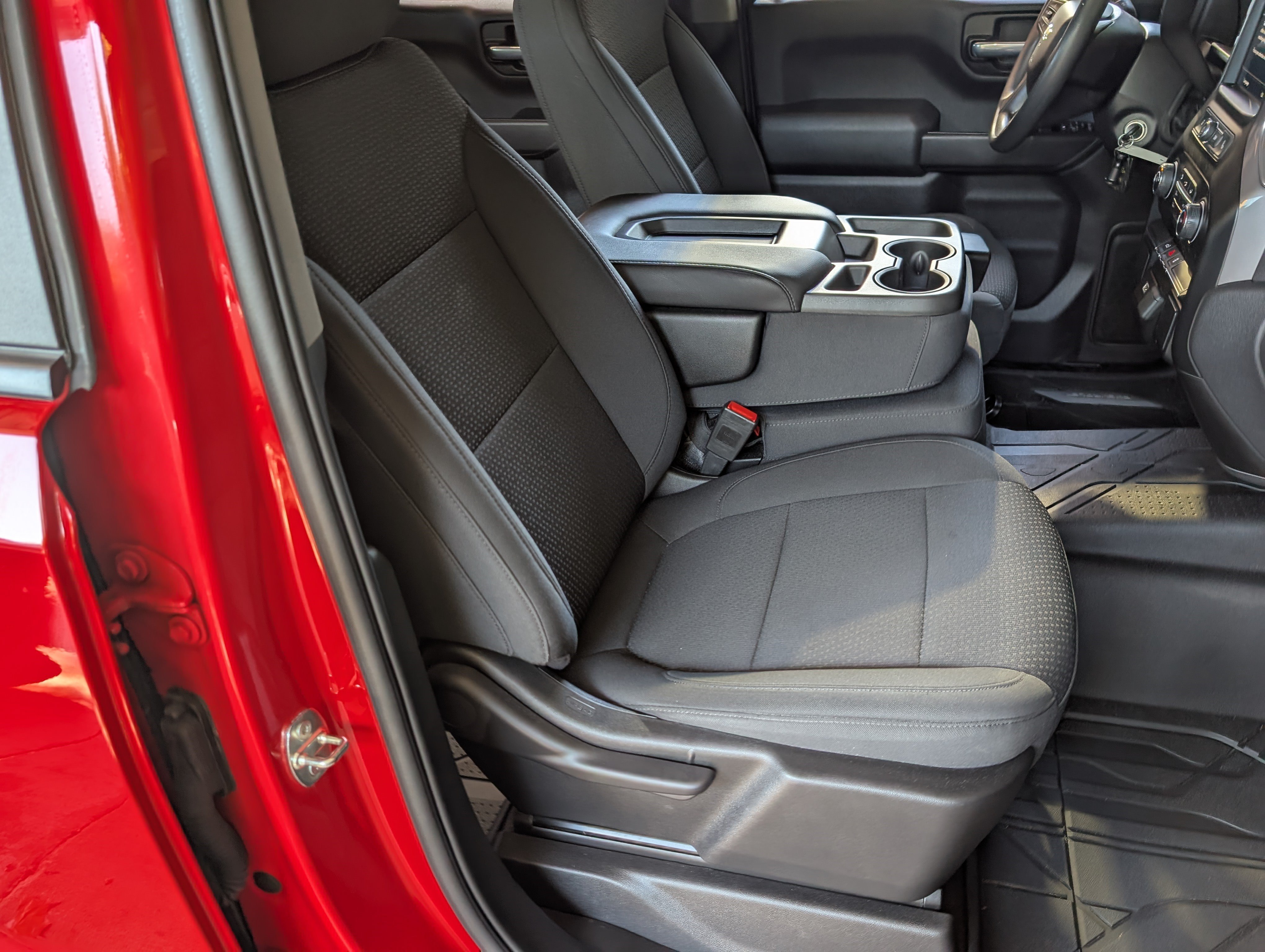 Used 2020 Chevrolet Silverado 1500 Custom w/ Custom Value Package AWD/4WD image 20