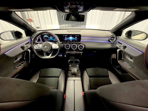 Used 2022 Mercedes-Benz A 220 4MATIC image 18