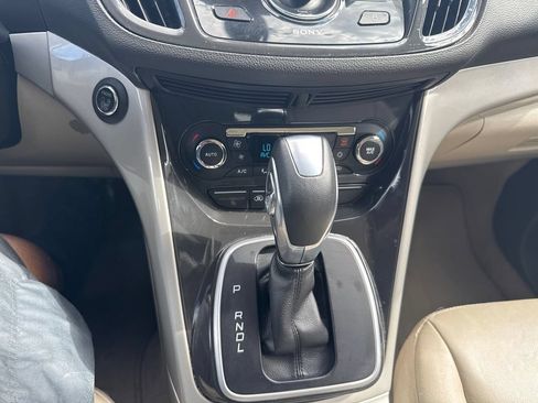 Used 2016 Ford C-MAX Energi SEL w/ Equipment Group 301A FWD image 27