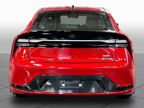New 2026 Toyota Prius Plug-In Hybrid FWD image 4