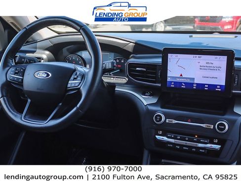 Used 2020 Ford Explorer XLT w/ Equipment Group 202A image 12