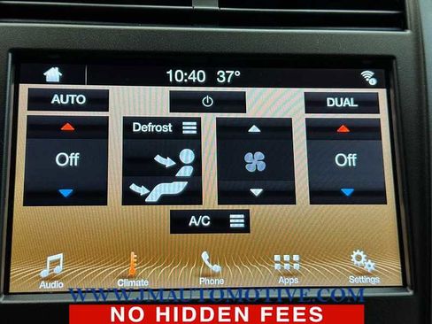 Used 2018 Lincoln MKC Select image 24