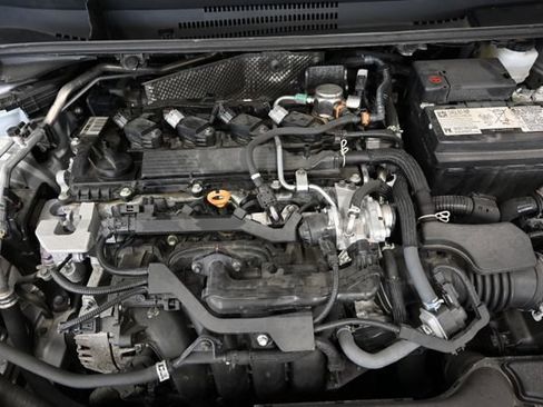 Used 2023 Toyota Corolla LE FWD image 31