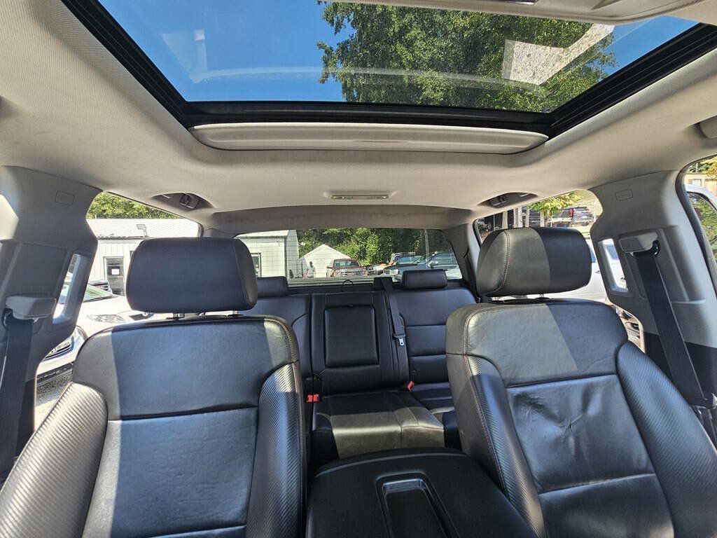 Used 2014 GMC Sierra 1500 SLT w/ All-Terrain Package AWD/4WD image 22