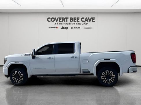 Used 2020 GMC Sierra 3500 Denali w/ Denali Ultimate Package image 5