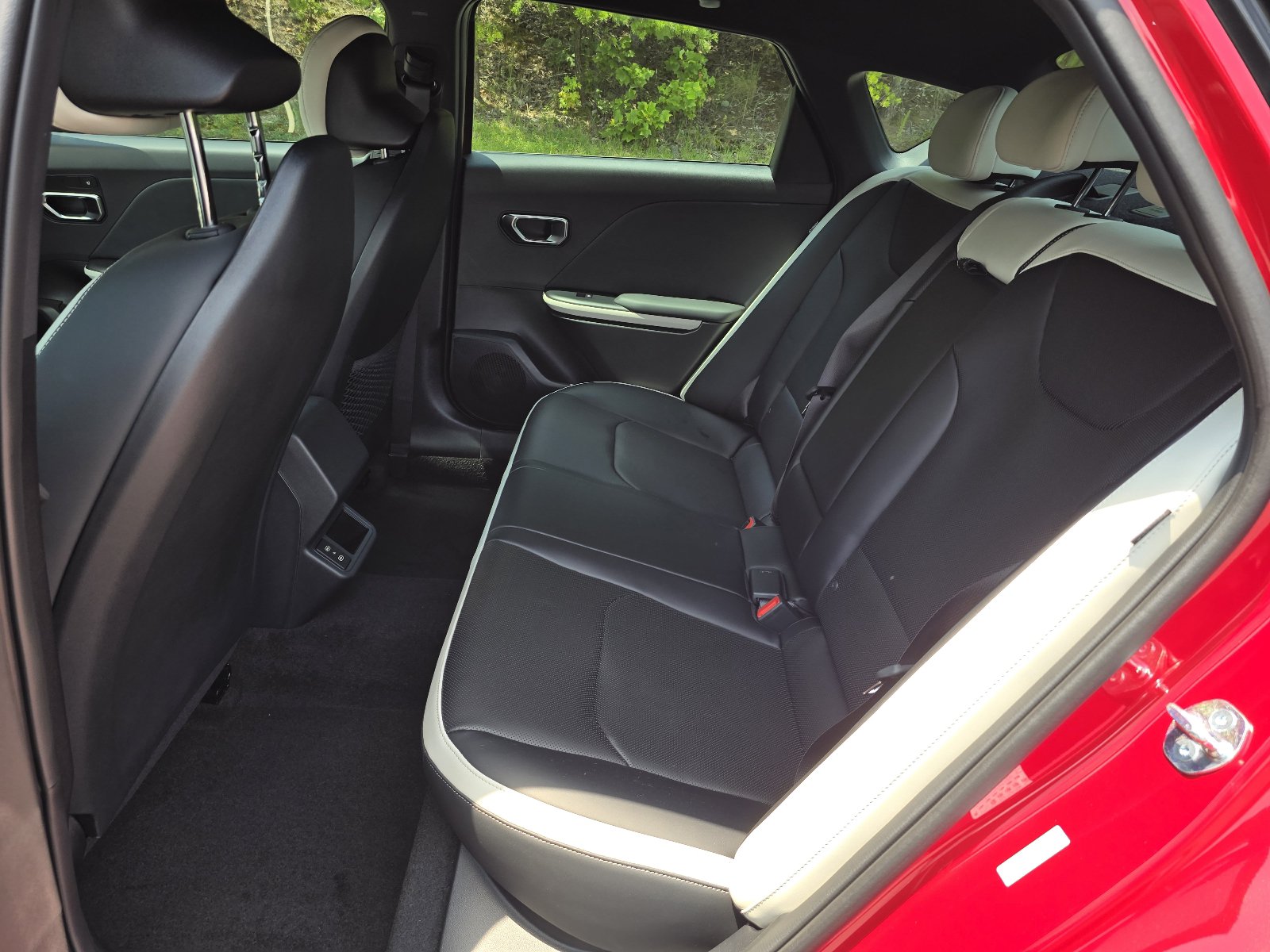 New 2026 Kia K4 EX w/ GT-Line Sunroof Package FWD image 4