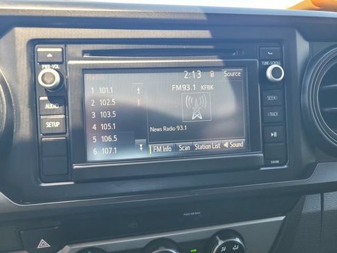 Used 2018 Toyota Tacoma SR w/ SR Convenience Package RWD image 23