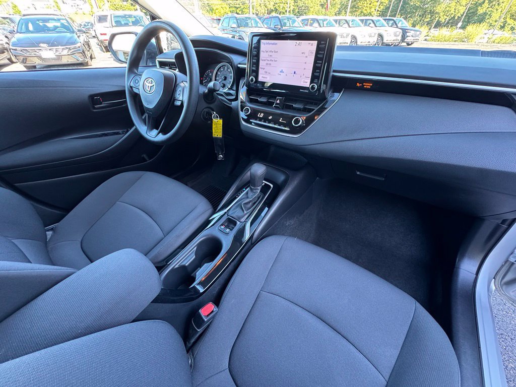 Used 2022 Toyota Corolla LE FWD image 27