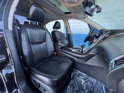 Used 2015 INFINITI Q50 Premium w/ Technology Package image 18