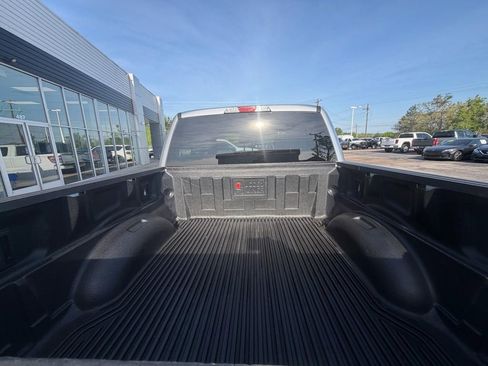 Used 2017 Ford F150 XLT w/ Equipment Group 301A Mid AWD/4WD image 8