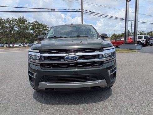 Used 2023 Ford Expedition Limited AWD/4WD image 10