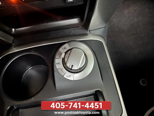 Used 2024 Toyota 4Runner Limited AWD/4WD image 22