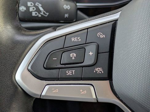 Certified 2024 Volkswagen Jetta SE image 24