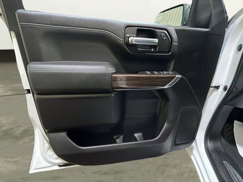 Used 2020 Chevrolet Silverado 1500 LT w/ All-Star Edition image 16