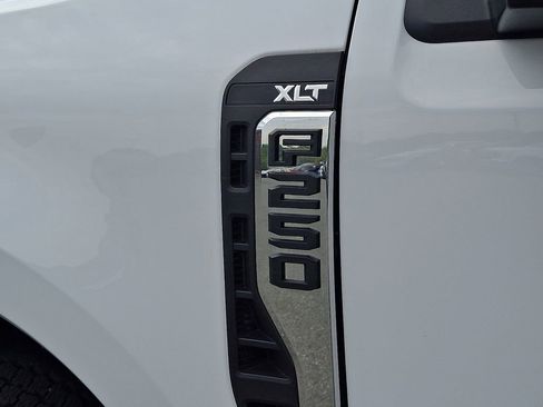 Used 2024 Ford F250 XLT AWD/4WD image 30
