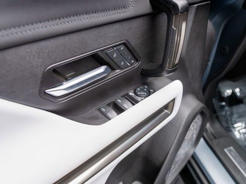 Used 2024 GMC Hummer EV 3X w/ Omega Edition image 54