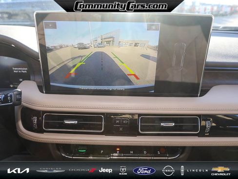 Certified 2023 Lincoln Nautilus Reserve image 17