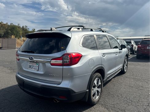 Used 2020 Subaru Ascent Premium w/ Convenience Package AWD/4WD image 5