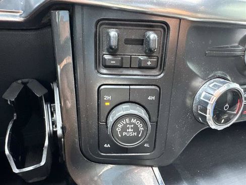 Used 2022 Ford F150 Lariat w/ Equipment Group 502A High AWD/4WD image 21